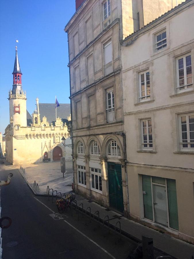 Hotel De Ville 2 Avec Parking La Rochelle  Exteriör bild